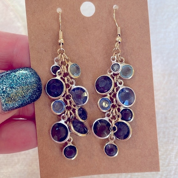Jewelry - 💐5/25 long large blue acrylic crystal lightweight waterfall cluster earrings